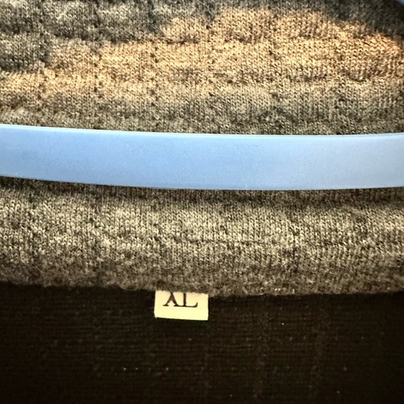 Men’s long sleeve sweater with lining - Picture 3 of 3